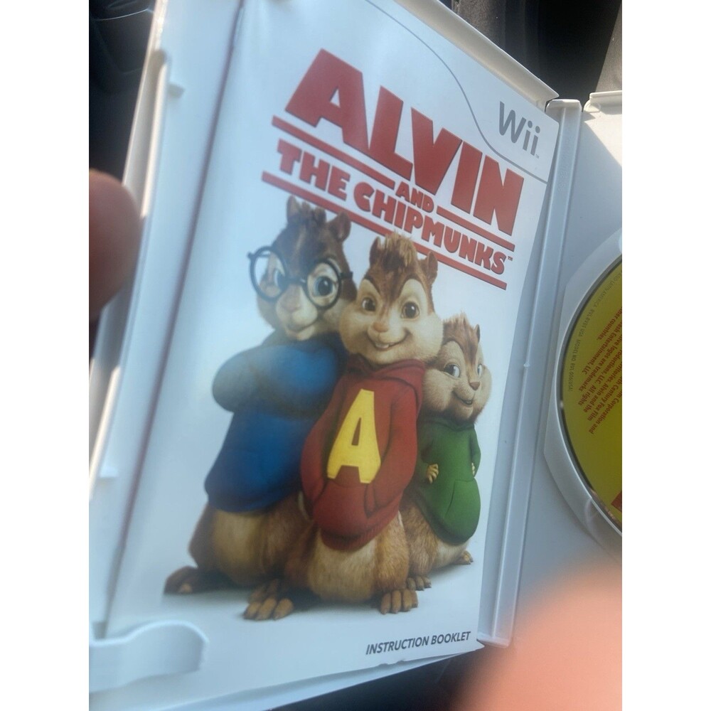 Alvin and the Chipmunks (Nintendo Wii, 2007) Complete w/ Manual CIB Video Game